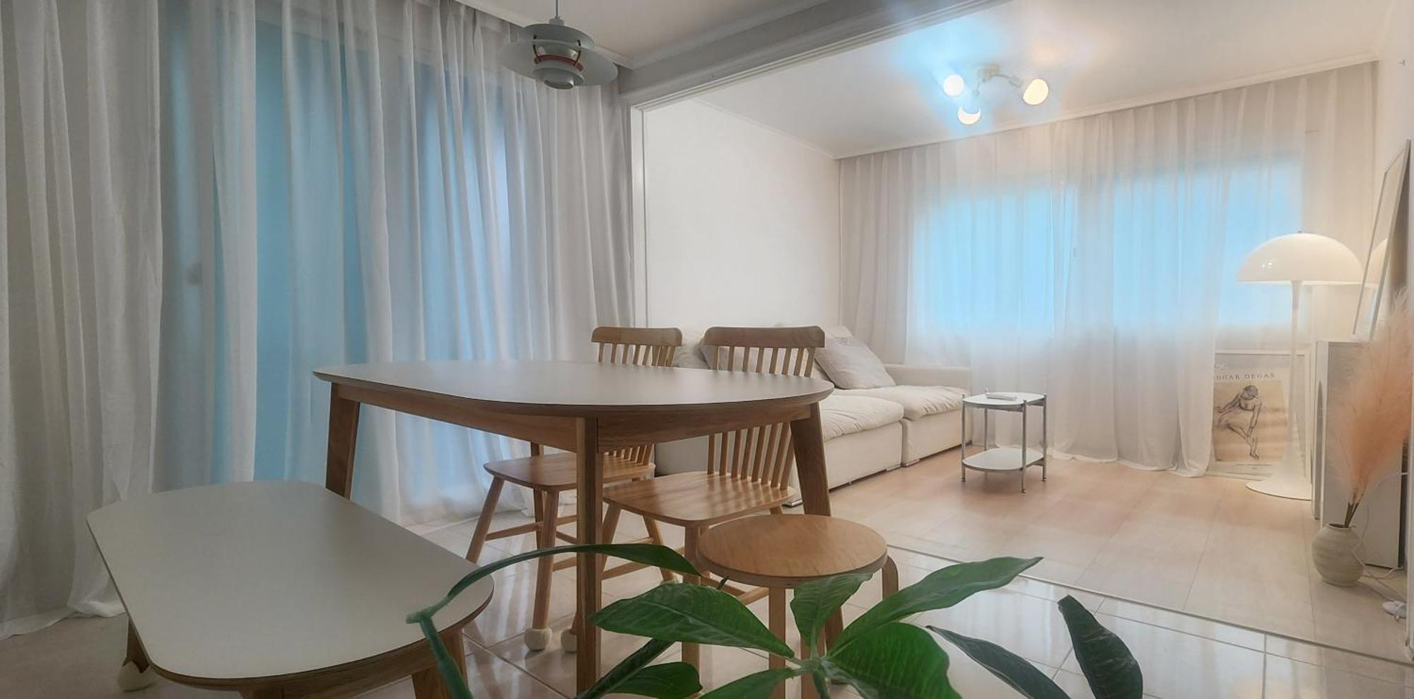 K-17 White Linen House * Seoul