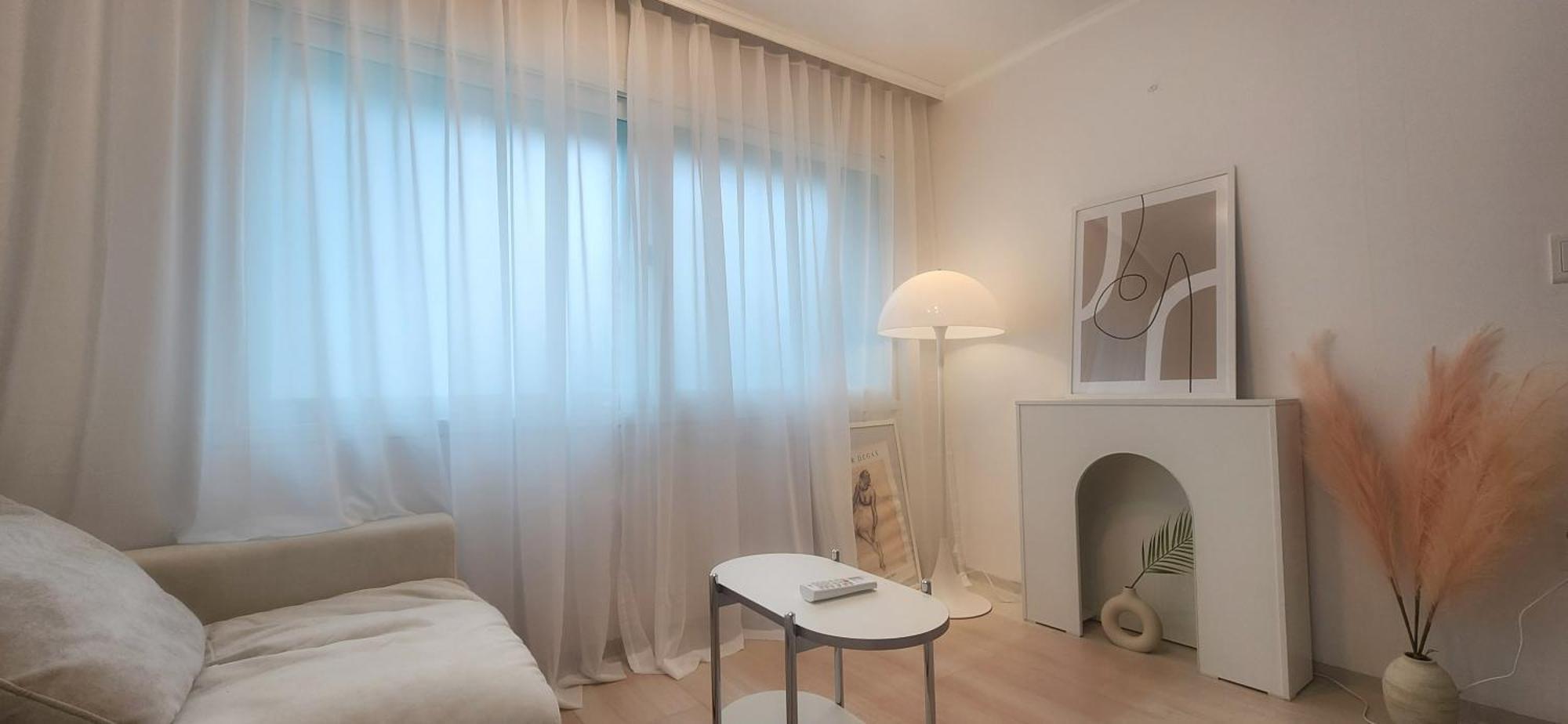 Apartment K-17 White Linen House Seoul