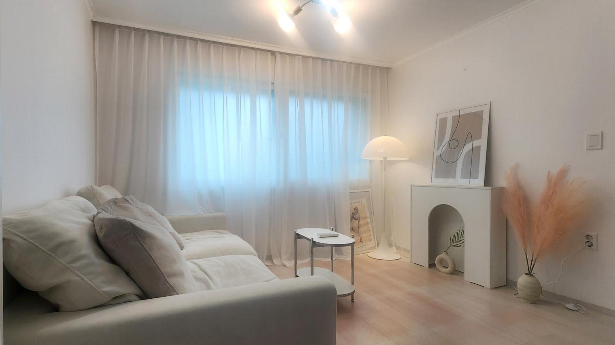 K-17 White Linen House Seoul